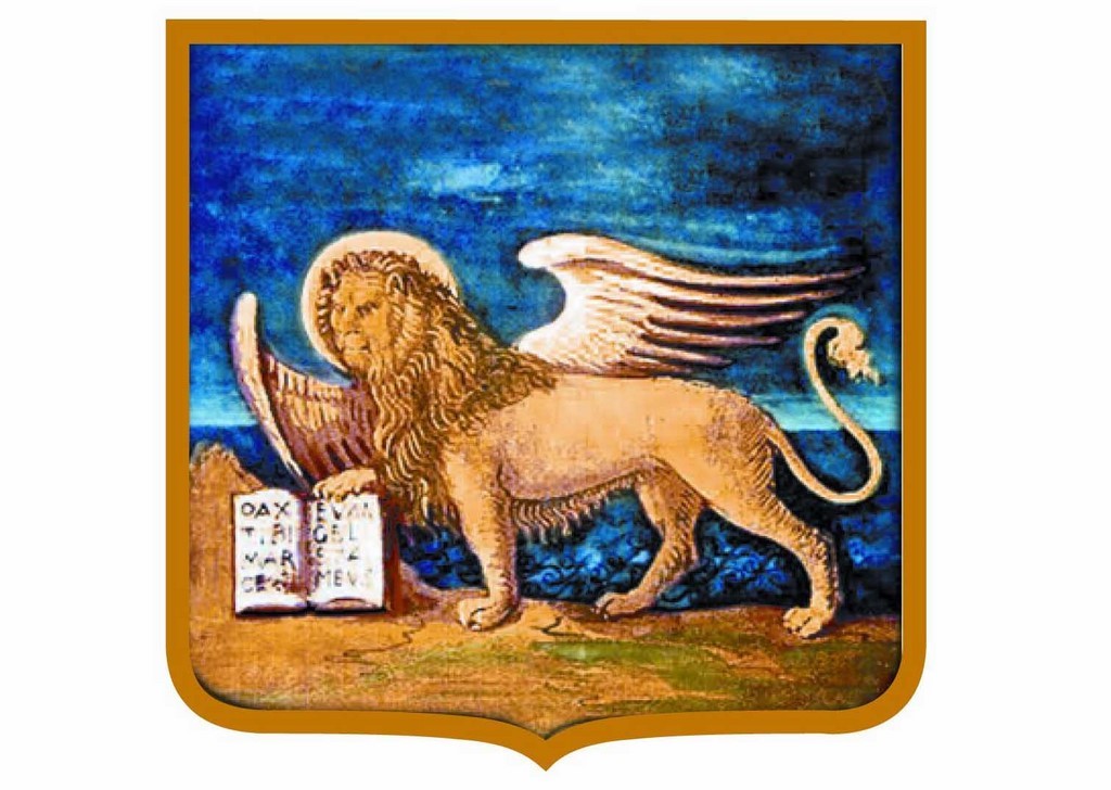 Лев с орлиной головой. Символ Венеции крылатый Лев. Лев с головой орла. Грифон Лев с крыльями. Флаг с крылатым львом.